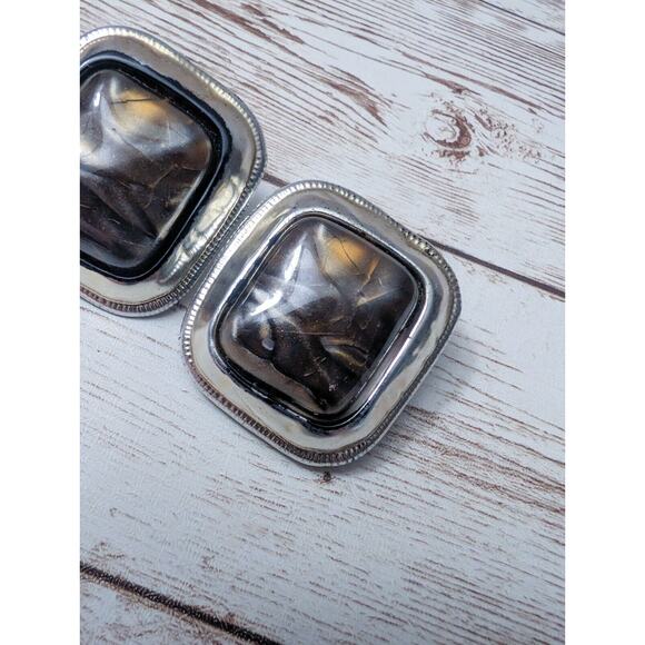 Vintage Clip On Earrings - Brown Caramel Tones 1 & 3/8" - Fair Condition - Picture 4 of 10